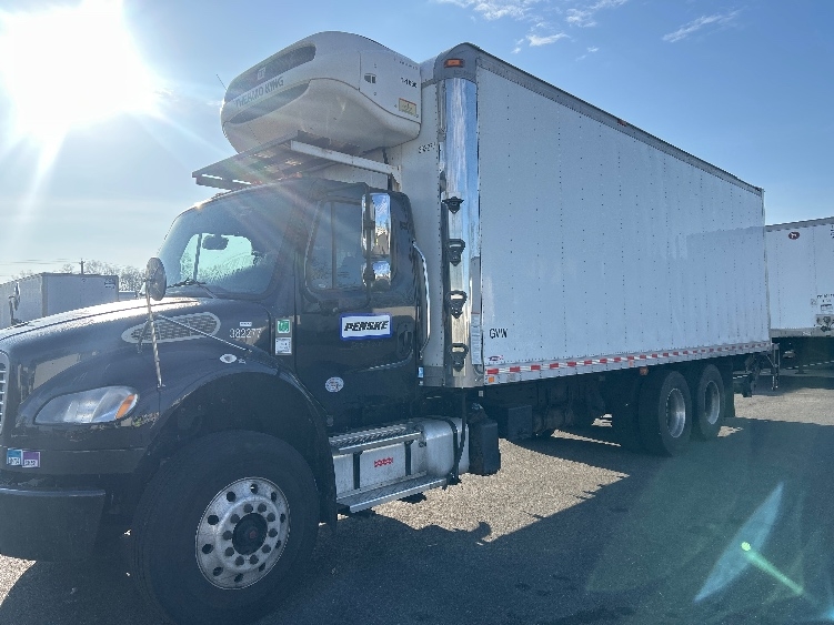 2021 Freightliner M2 106 in Linden, NJ — photo 3