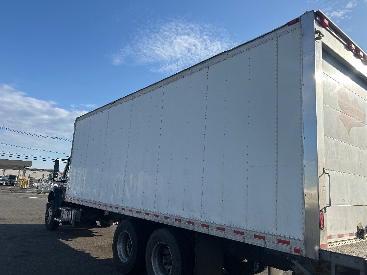 2021 Freightliner M2 106 in Linden, NJ — photo 6