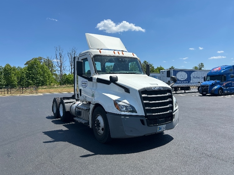 2021 Freightliner Cascadia