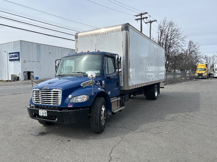 2021 Freightliner M2 106 in Coxsackie, NY — photo 3