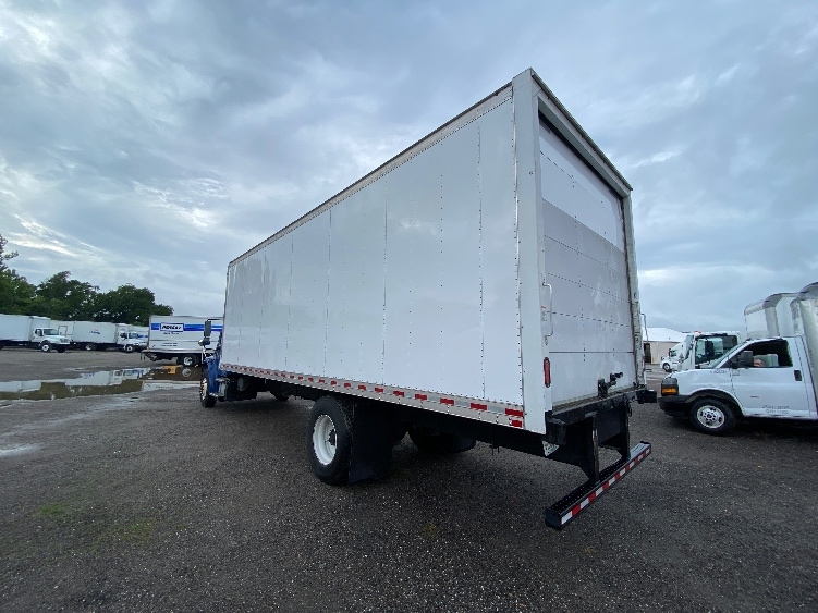 2021 Freightliner eM2 in Ocala, FL — photo 6