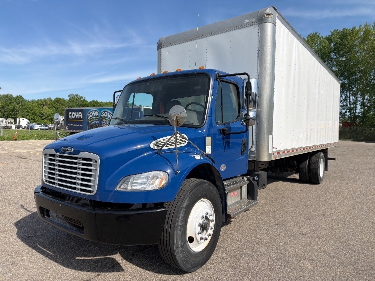 2021 Freightliner eM2 in Lansing, MI — photo 3