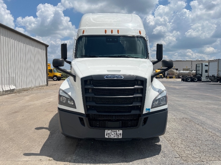 2022 Freightliner in Katy, TX — photo 2