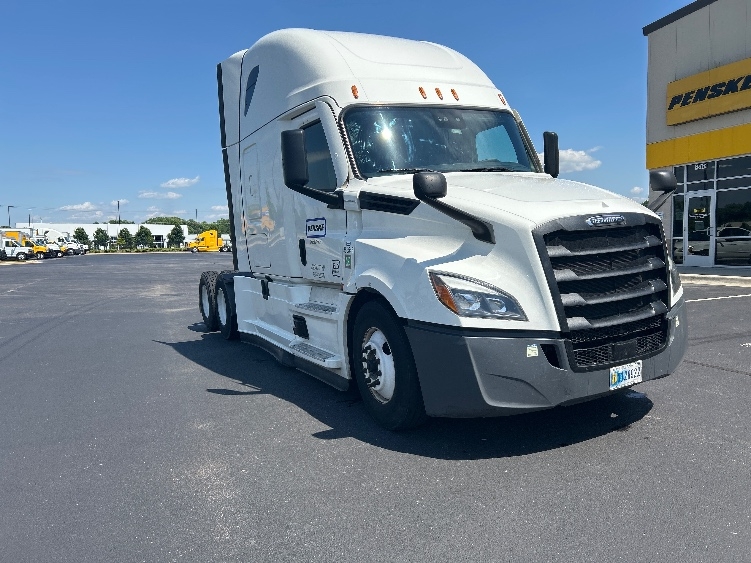2022 Freightliner Cascadia