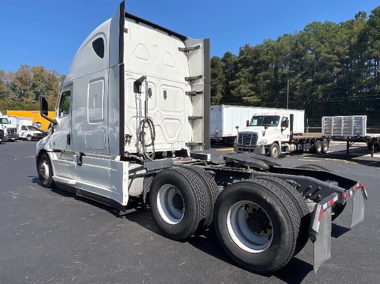 2021 Freightliner Cascadia in Atlanta (Conyers), GA — photo 5