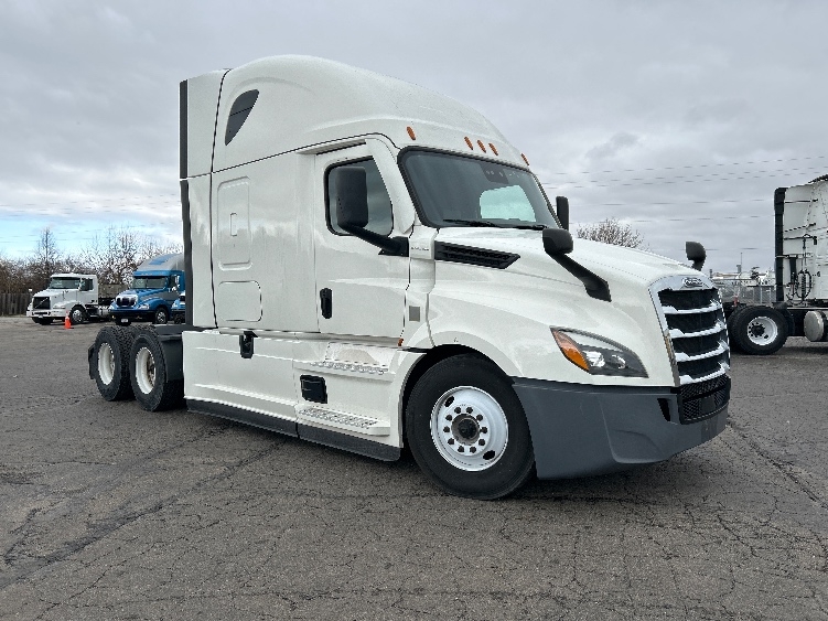 2021 Freightliner Cascadia