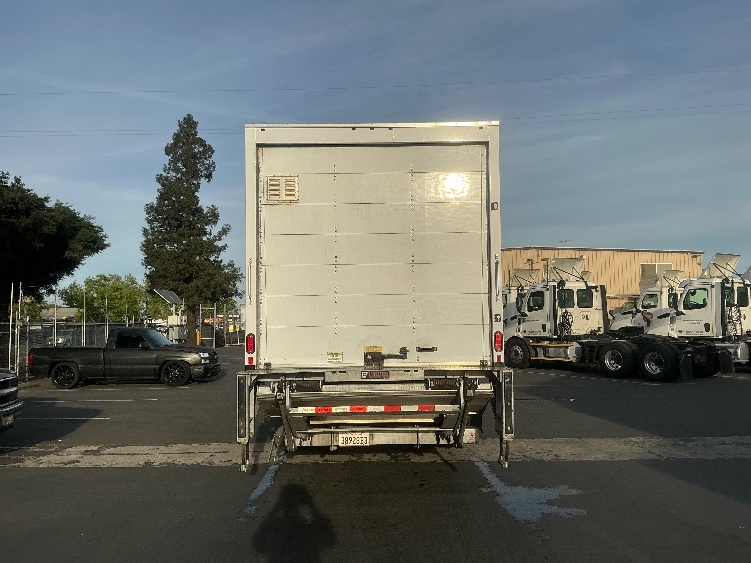 2021 Freightliner M2 106 in West Sacramento, CA — photo 7