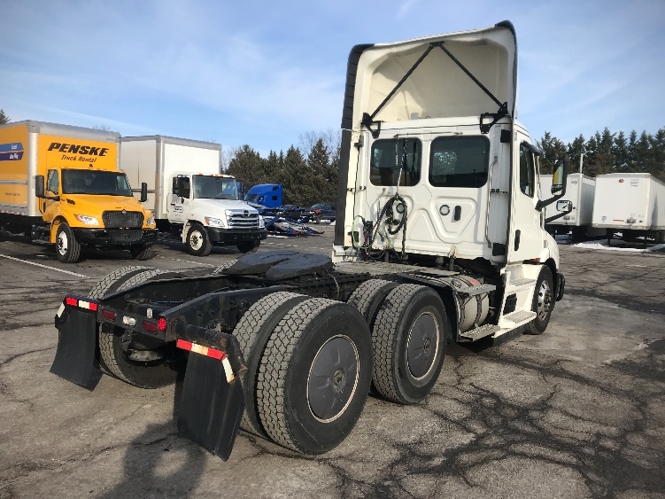 2021 Freightliner in Harrisburg, PA — photo 7