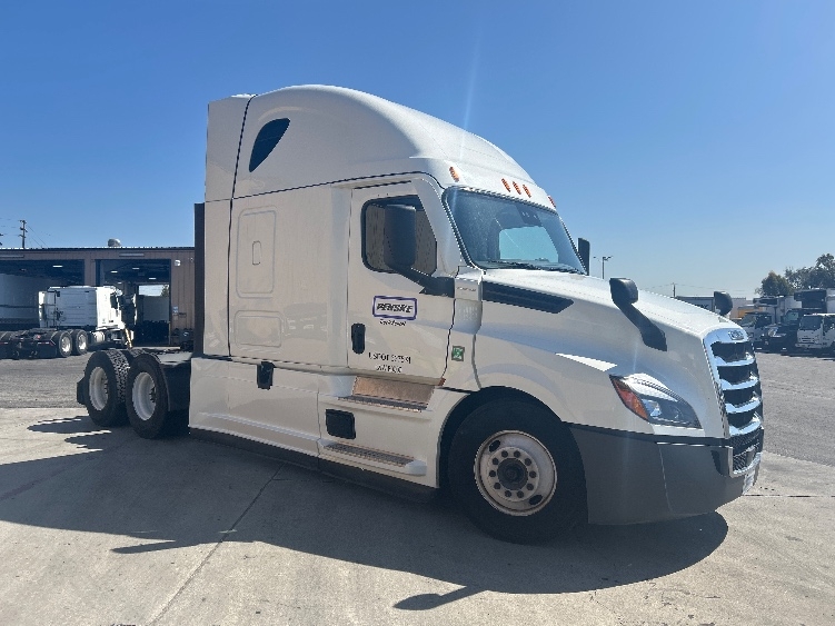 2021 Freightliner Cascadia