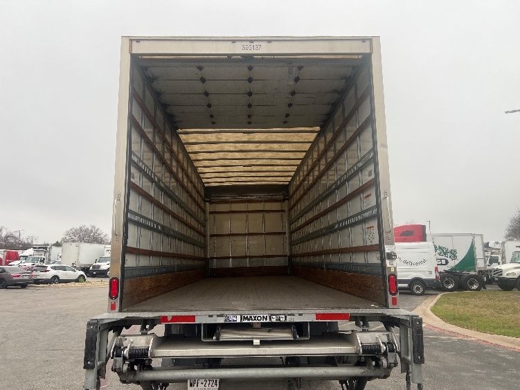 2022 Freightliner M2 106 in Phoenix, AZ — photo 8