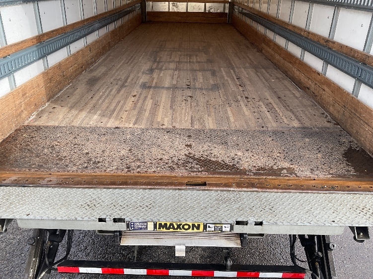 2022 Freightliner M2 106 in Tacoma, WA — photo 10