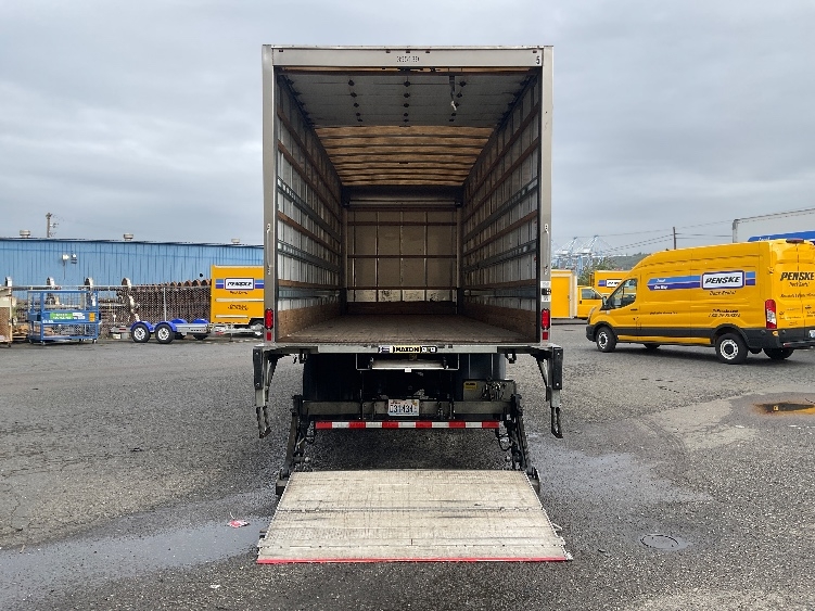 2022 Freightliner M2 106 in Tacoma, WA — photo 9