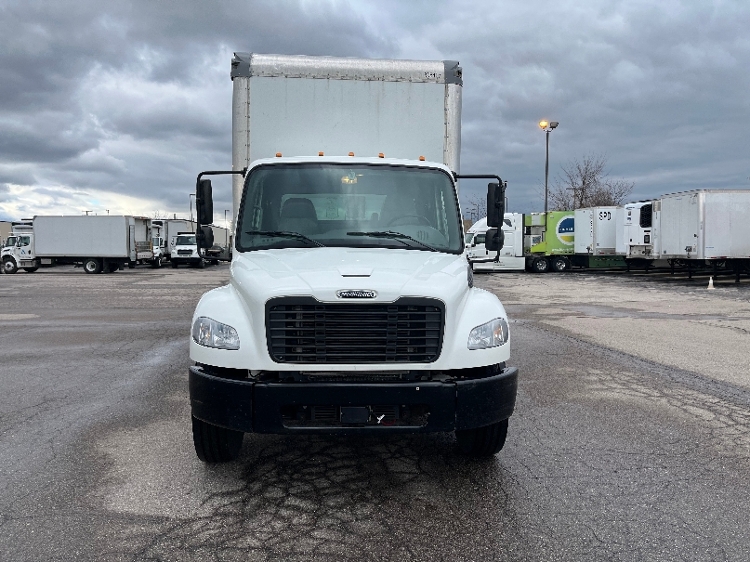 2022 Freightliner M2 106 in Lansing, MI — photo 2