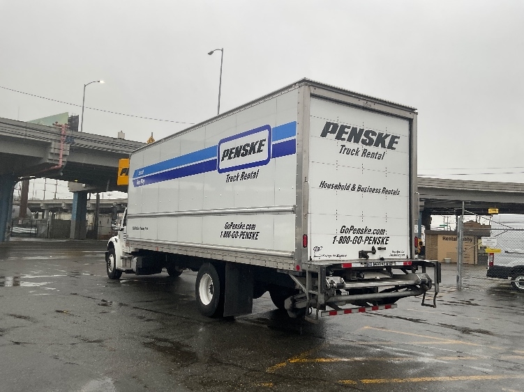 2022 Freightliner M2 106 in Yakima, WA — photo 6