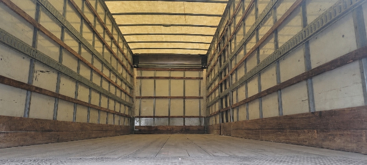 2022 Freightliner eM2 in Torrance, CA — photo 8