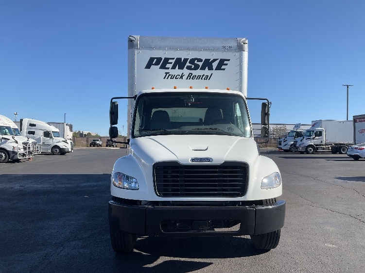 2022 Freightliner M2 106 in Denver, CO — photo 2