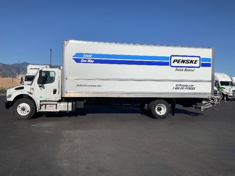 2022 Freightliner M2 106 in Denver, CO — photo 4
