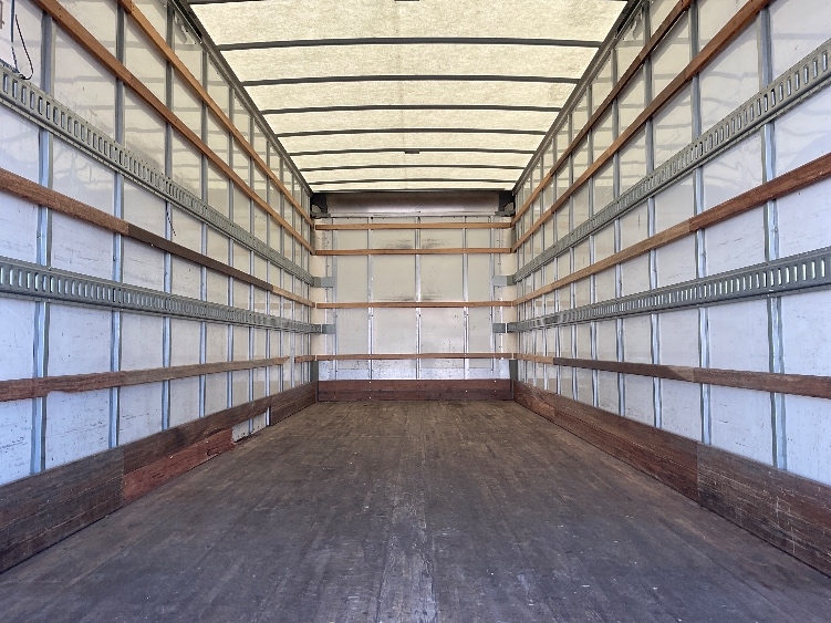 2022 Freightliner M2 106 in Allen Park, MI — photo 8