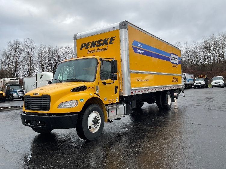 2022 Freightliner M2 106 in Morgantown, WV — photo 3