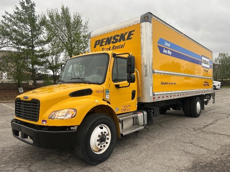 2022 Freightliner M2 106 in Kansas City, MO — photo 3