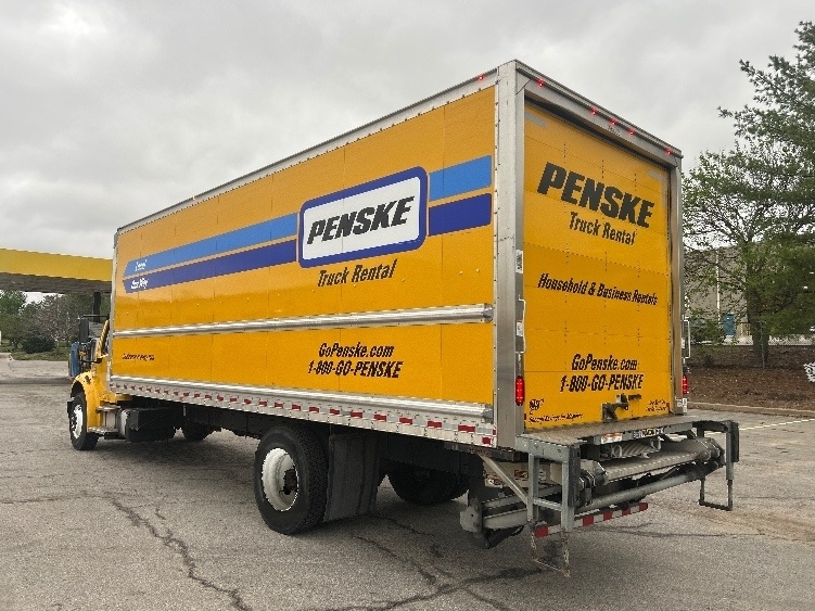 2022 Freightliner M2 106 in Kansas City, MO — photo 6