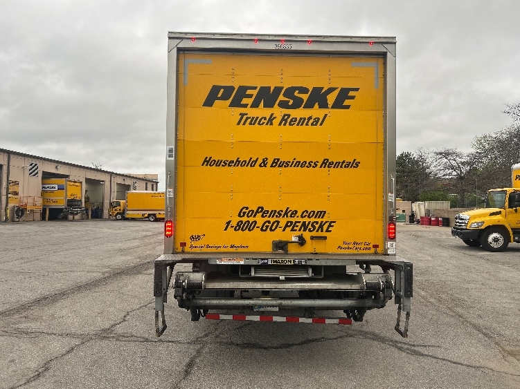 2022 Freightliner M2 106 in Kansas City, MO — photo 7