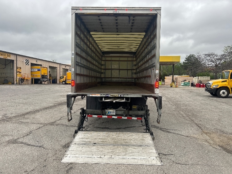 2022 Freightliner M2 106 in Kansas City, MO — photo 9