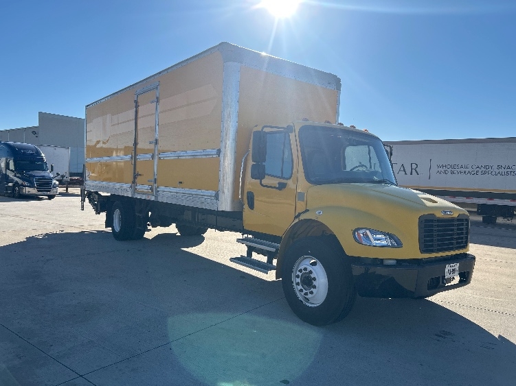 2022 Freightliner M2 106