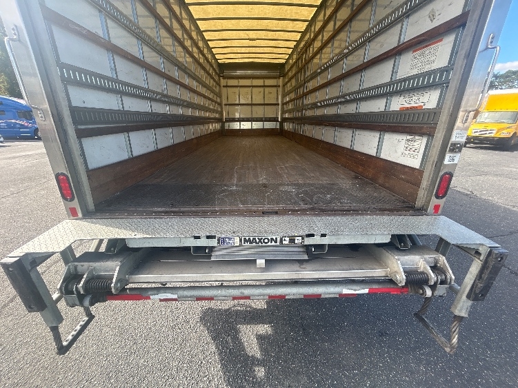 2022 Freightliner M2 106 in Charlotte, NC — photo 10