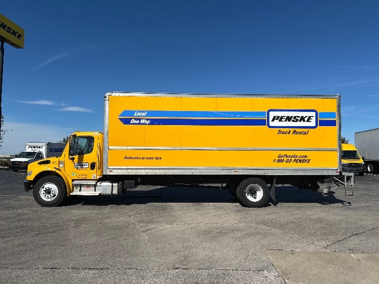 2022 Freightliner M2 106 in Erie, PA — photo 4