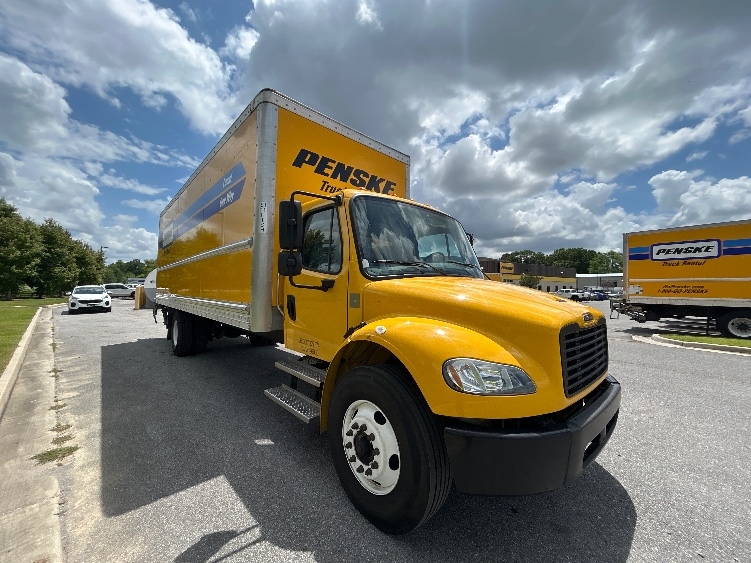 2022 Freightliner M2 106