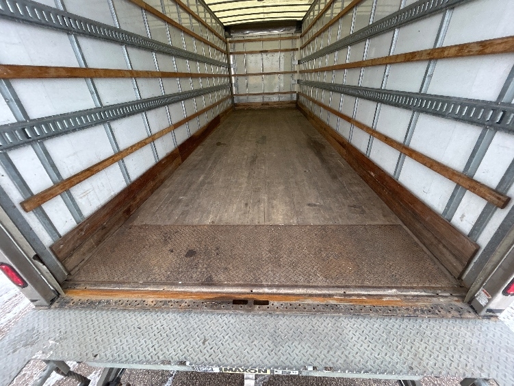 2022 Freightliner M2 106 in Saginaw, MI — photo 10