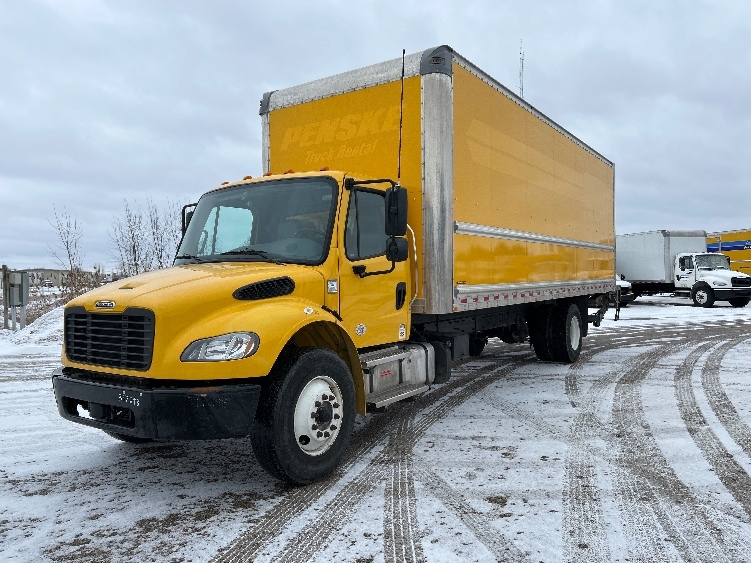 2022 Freightliner M2 106 in Saginaw, MI — photo 3