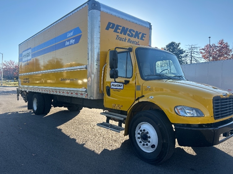 2022 Freightliner M2 106