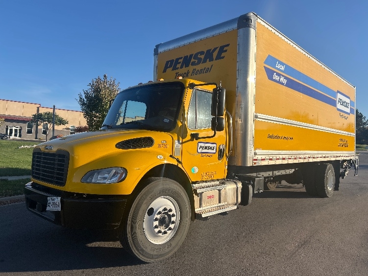 2022 Freightliner M2 106 in Lenexa, KS — photo 3