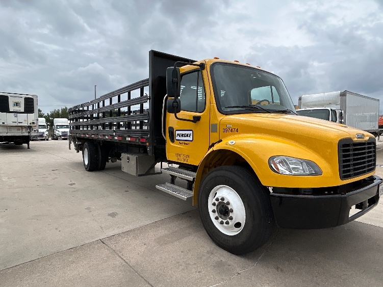2022 Freightliner M2 106