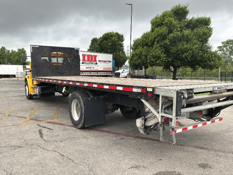 2022 Freightliner eM2 in San Antonio, TX — photo 6