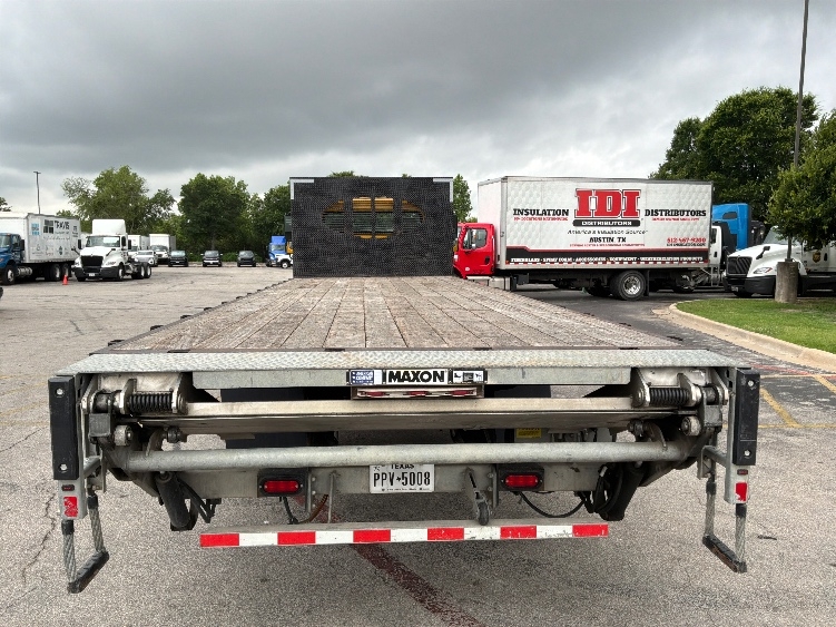 2022 Freightliner eM2 in San Antonio, TX — photo 9