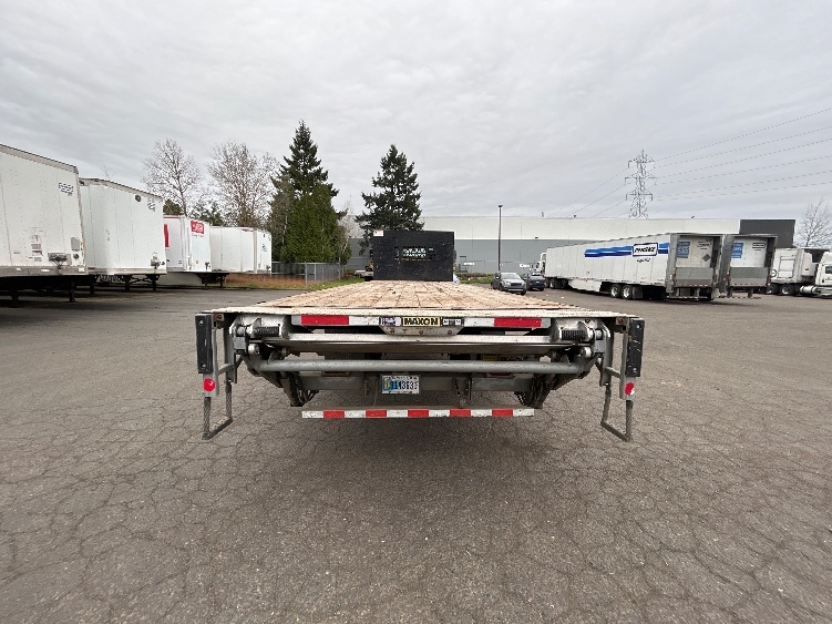2022 Freightliner M2 106 in Clackamas, OR — photo 7