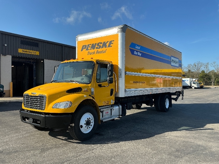 2022 Freightliner eM2 in Pensacola, FL — photo 3