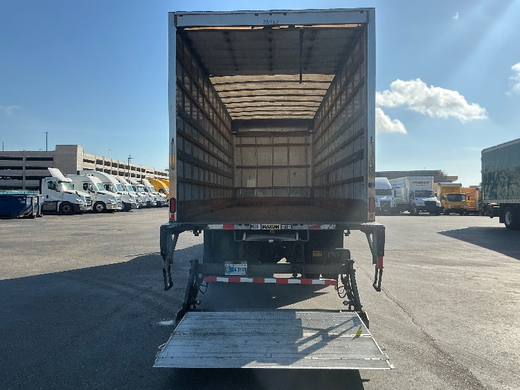 2022 Freightliner eM2 in Pensacola, FL — photo 9