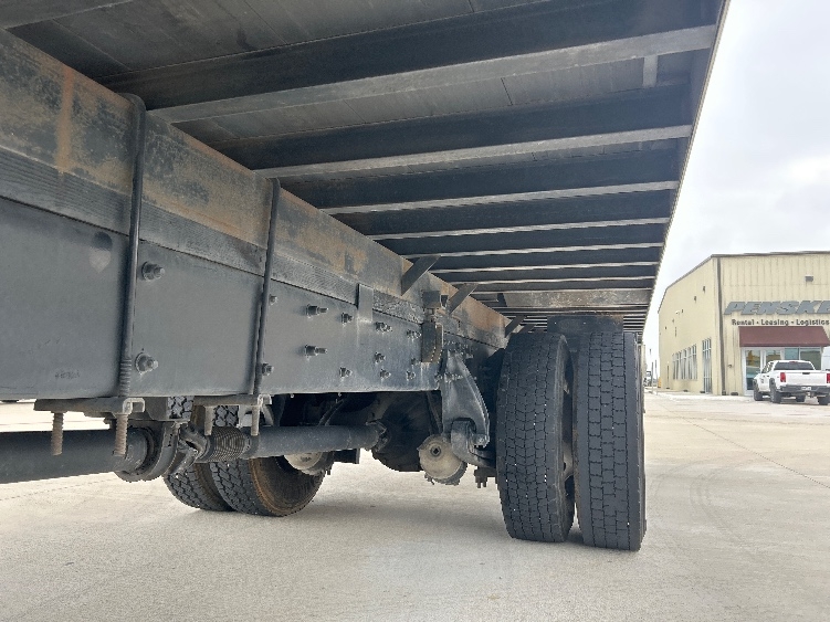 2022 Freightliner M2 106 in Houston, TX — photo 5