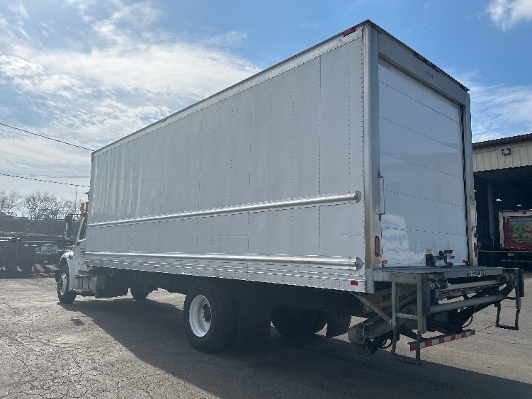 2022 Freightliner M2 106 in Madison, AL — photo 6