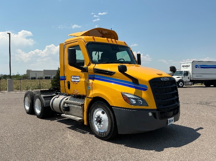 2022 Freightliner Cascadia