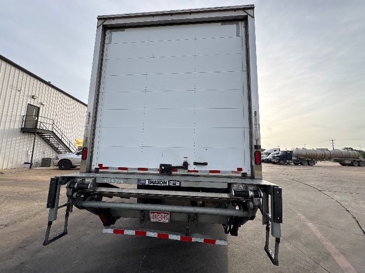 2022 Freightliner eM2 in Bryan, TX — photo 7