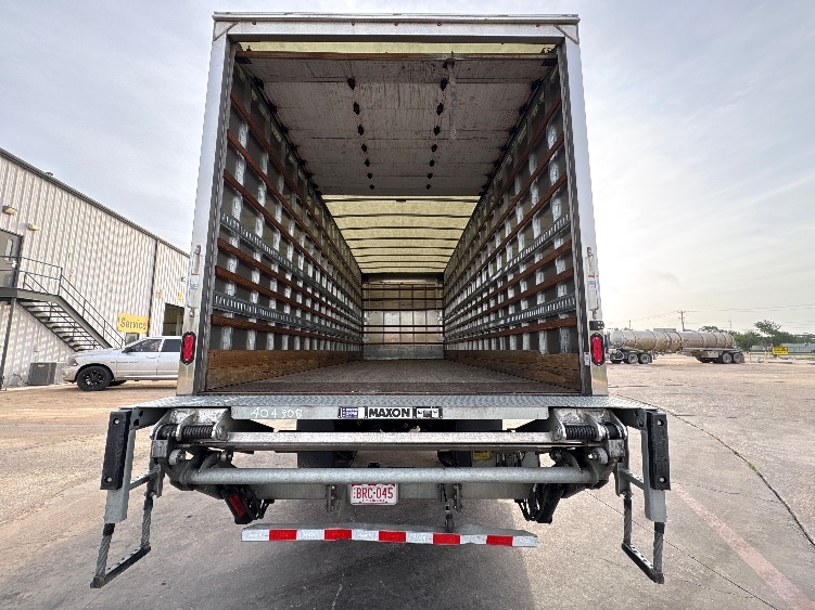2022 Freightliner eM2 in Bryan, TX — photo 8