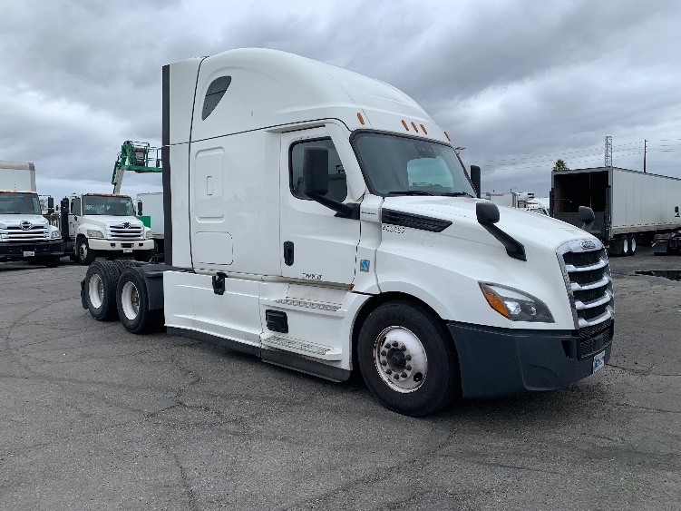 2022 Freightliner Cascadia