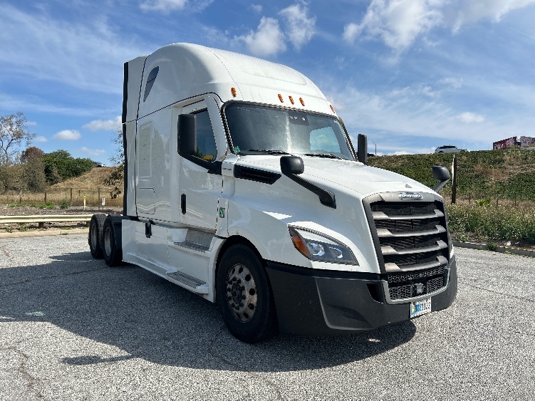 2022 Freightliner Cascadia