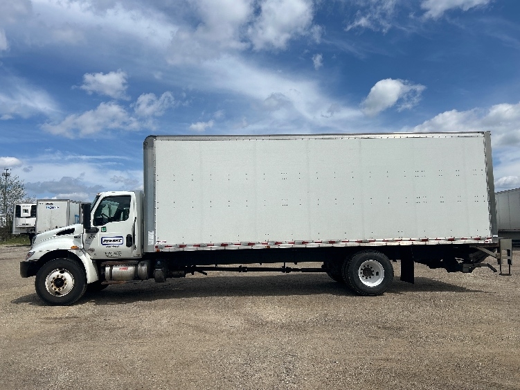 2022 International MV in La Porte, IN — photo 4