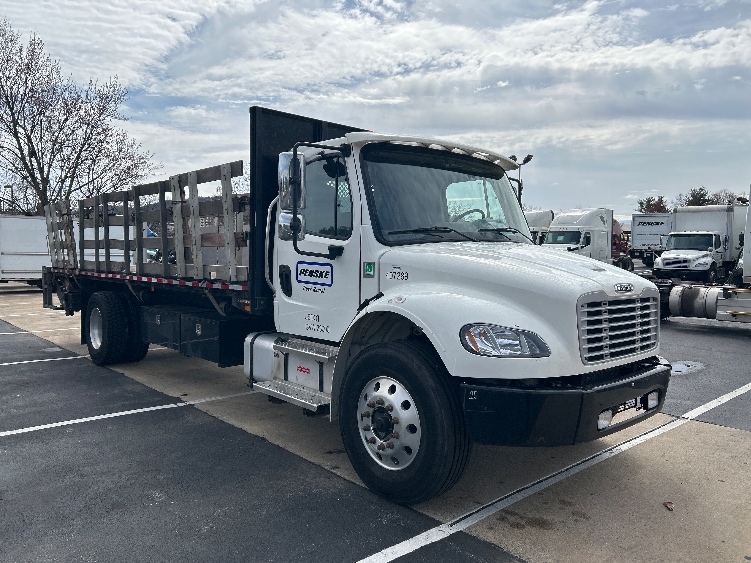 2022 Freightliner M2 106
